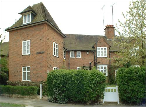 38 Hogarth Hill